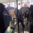75877829-12569751-Numerous_people_stormed_the_store_making_off_with_electronics-a-6_1695888657844.jpg - Агентство Информационных Сообщений