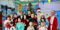 Сотрудники Минмолодежи Хакасии поздравили детей села Беренжак - Правительство Республики Хакасия
