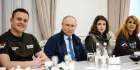 Вертолет Путина попал в эпицентр отражения атаки БПЛА - ИА Хакасия