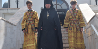 В Неделю Всех Русских святых Преосвященный Владыка совершил Божественную Литургию в Спасо-Преображенском кафедральном соборе - Абаканская епархия
