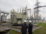 Специалисты восстанавливают подачу электроэнергии в дома и соцобъекты Хакасии