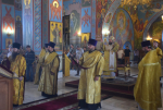 В Неделю 6-ю по Пятидесятнице Преосвященный Владыка совершил Божественную Литургию в Cпасо-Преображенском кафедральном соборе