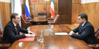 Глава Хакасии Валентин Коновалов провел рабочую встречу с руководителем Минприроды республики Владимиром Лебедевым - Газета Хакасия
