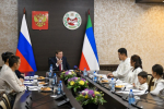 Глава Хакасии встретился с семьей Арчимаевых