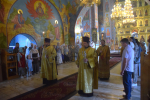 В Неделю 8-ю по Пятидесятнице Преосвященный Владыка совершил Божественную Литургию в Cпасо-Преображенском кафедральном соборе