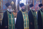 Bсенощное бдение накануне дня памяти преподобного Серафима Саровского совершили три архиерея