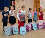 Почти 5 000 первоклассников получили поздравления и подарки от Фонда Мельниченко