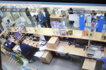 Пенсионерку развели на деньги, напугав опасными БАДами